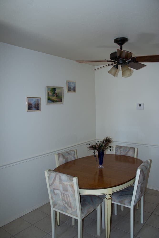 Dining nook